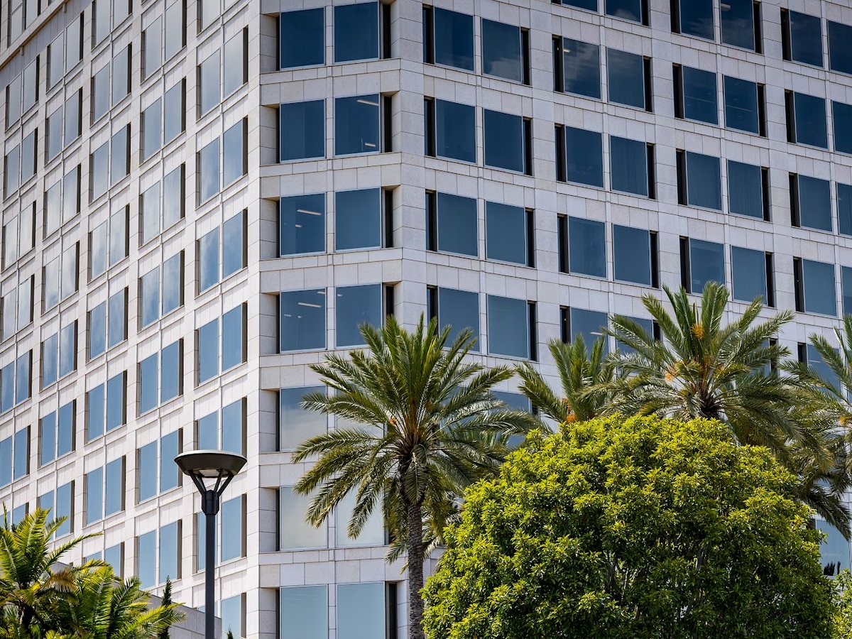 Office high-rise tower protected by Safeguard On Demand security guards in California